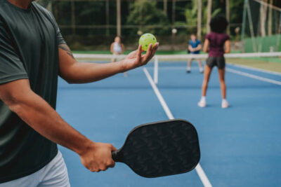 Hướng dẫn chọn vợt Pickleball phù hợp, giảm nguy cơ đau tay