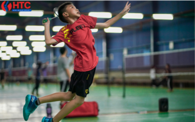 đau háng khi chơi cầu lông