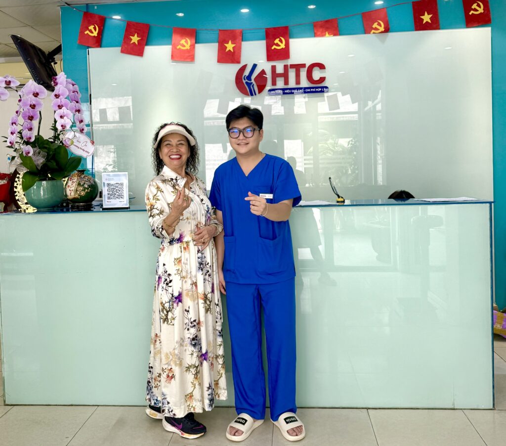 chữa khỏi đau cổ. thể thao tốt sau khi điều trị tại HTC